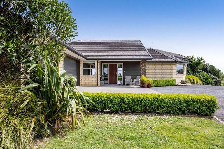Photo of property in 253 Lwr Pitone Road, Pitone, New Plymouth, 4374