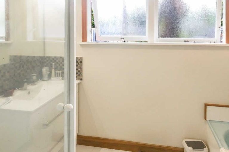 Photo of property in 3 Elwyn Place, Avonhead, Christchurch, 8042