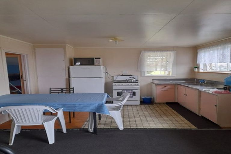 Photo of property in 409 Hokoroa Road, Tauwhareparae, Tolaga Bay, 4077