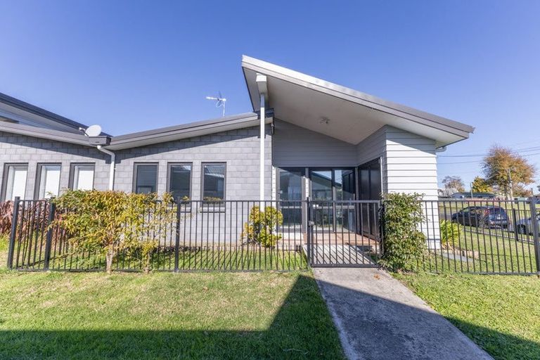 Photo of property in 3/4 Shakespeare Avenue, Enderley, Hamilton, 3214