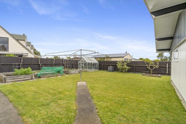 Photo of property in 15 Waitohu Valley Road, Otaki, 5512