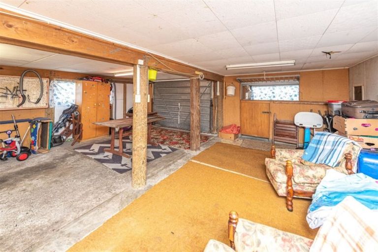 Photo of property in 36 Karyn Street, Castlecliff, Whanganui, 4501