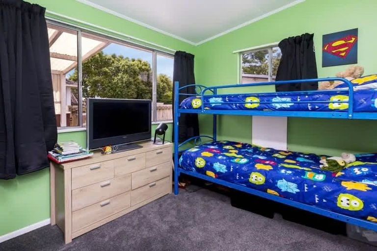 Photo of property in 1/71 Hikurangi Street, Trentham, Upper Hutt, 5018