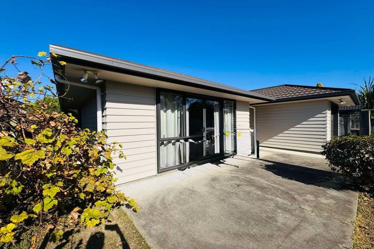 Photo of property in 46 Ward Street, Palmerston North, 4410