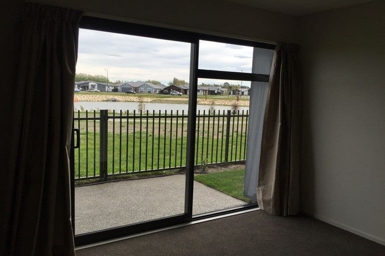 Photo of property in 15b Te Whenu Crescent, Marshland, Christchurch, 8083