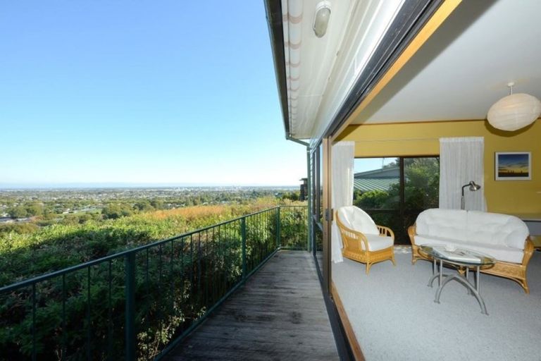 Photo of property in 2/30 Huntsbury Avenue, Huntsbury, Christchurch, 8022