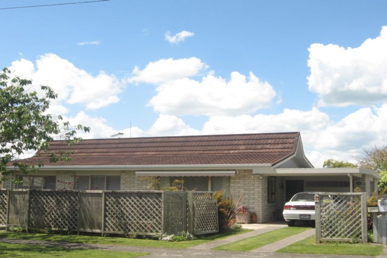 Photo of property in 35 Weld Street, Cambridge, 3434