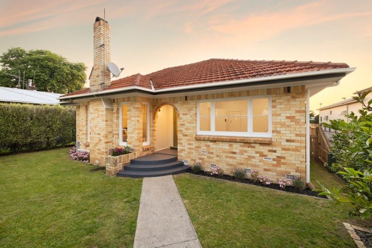 Photo of property in 121 Galloway Street, Hamilton East, Hamilton, 3216