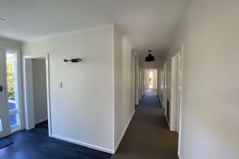 Photo of property in 11a Kitchener Square, Highfield, Timaru, 7910