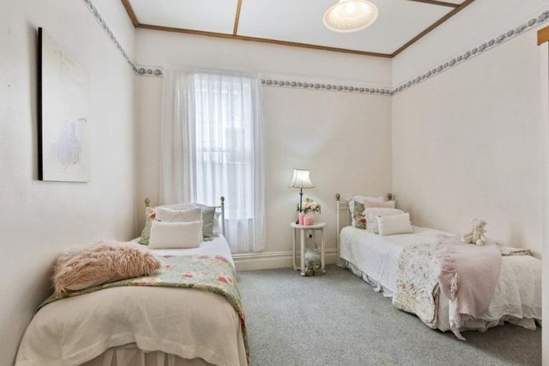 Photo of property in 165 Cambridge Street, Levin, 5510