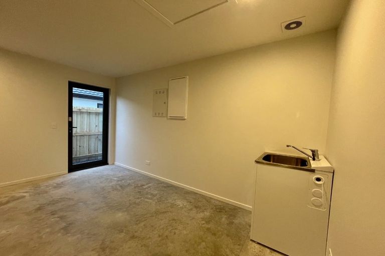 Photo of property in 5 Oakvale Lane, Halswell, Christchurch, 8025