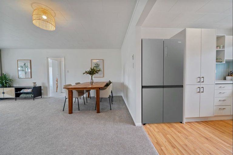 Photo of property in 19 Bronte Place, Whalers Gate, New Plymouth, 4310