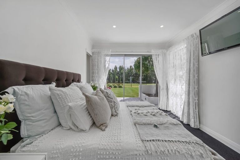 Photo of property in 11 Frisby Drive, West Melton, 7618