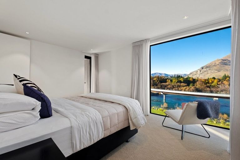 Photo of property in 13 Old Homestead Place, Kawarau Falls, Queenstown, 9300