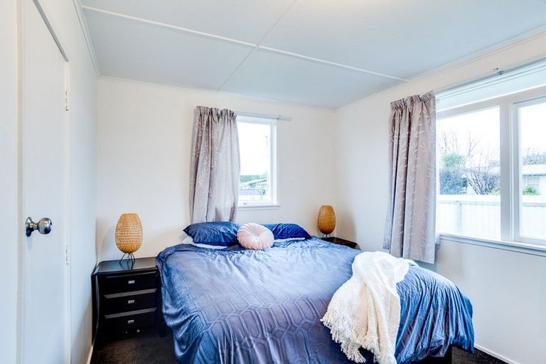 Photo of property in 24 Dover Road, Flaxmere, Hastings, 4120