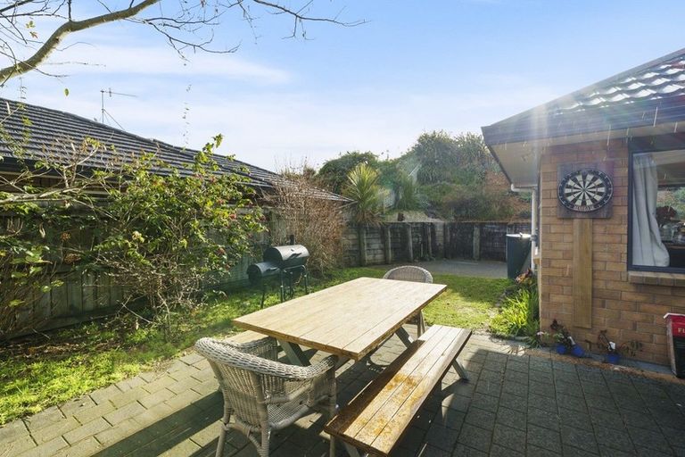 Photo of property in 5 Harry Shaw Way, Raumati South, Paraparaumu, 5032