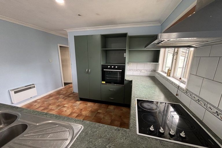 Photo of property in 21 Galway Avenue, Hokowhitu, Palmerston North, 4410