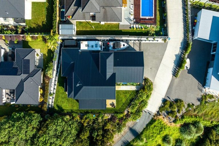 Photo of property in 30 Lakeside Terrace, Omokoroa, 3114