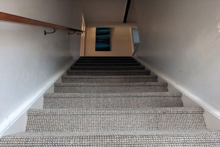 Photo of property in 2/22 Abbeygate Street, Birkdale, Auckland, 0626