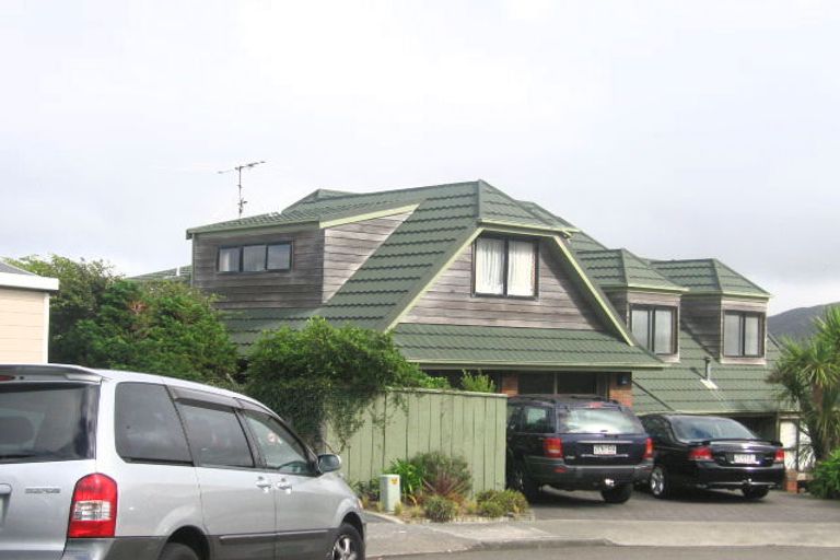 Photo of property in 7 Gavaskar Place, Khandallah, Wellington, 6035