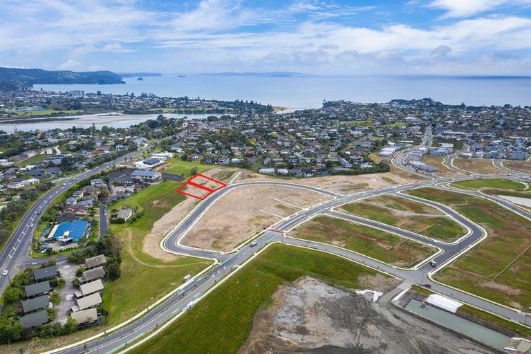 Photo of property in 25 Surf View Crescent, Red Beach, 0932