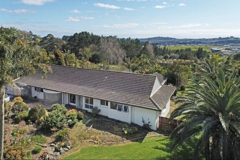 Photo of property in 330 Redoubt Road, Totara Park, Auckland, 2019
