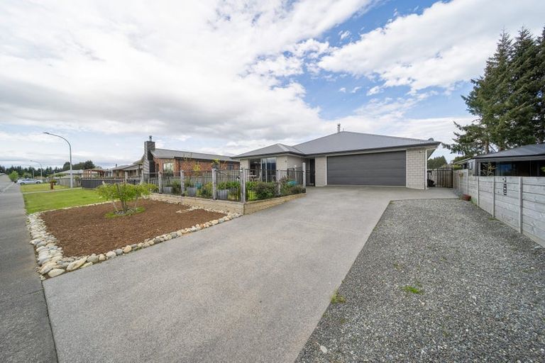 Photo of property in 61 Orbell Crescent, Te Anau, 9679