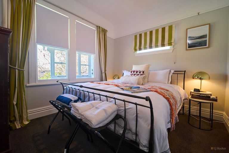 Photo of property in 260 Talbot Street, Geraldine, 7930