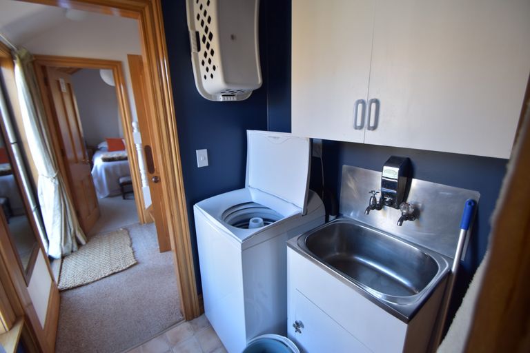 Photo of property in 17 Sutherland Road, Omarama, 9412