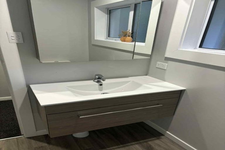 Photo of property in 20 Seymour Street, Gore, 9710