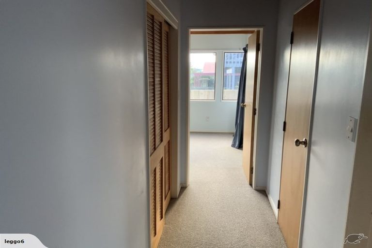 Photo of property in 132 Karewa Parade, Papamoa Beach, Papamoa, 3118