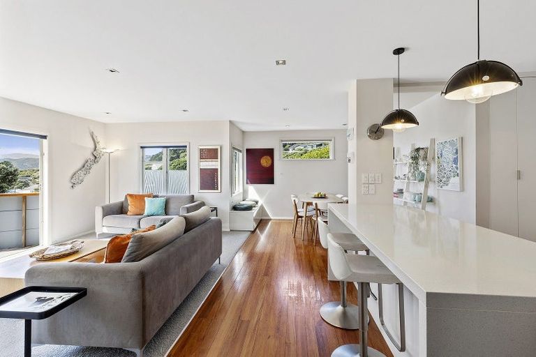 Photo of property in 4 Pinnacle Street, Seatoun, Wellington, 6022