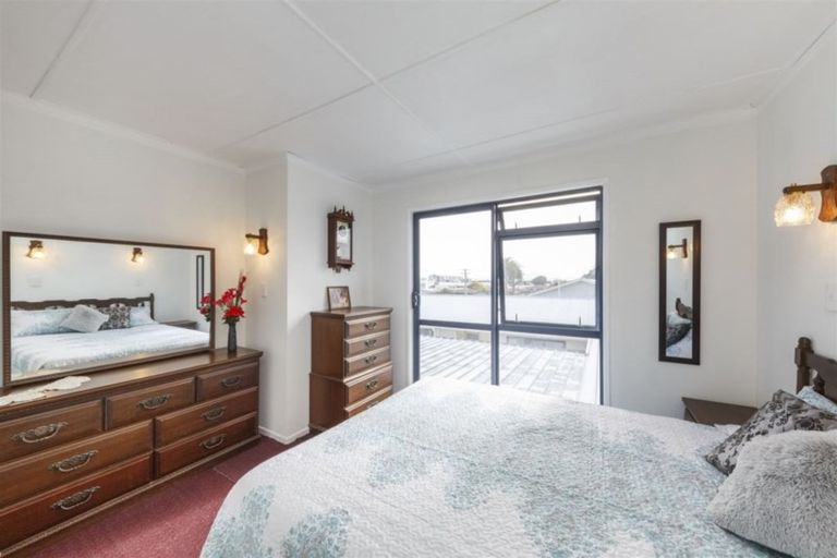 Photo of property in 17 Works Road, Longburn, Palmerston North, 4412