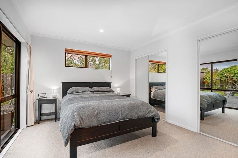 Photo of property in 17 Greenmeadow Gardens, Belfast, Christchurch, 8051