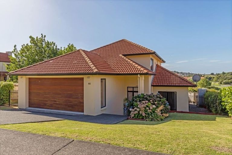Photo of property in 46 Parkwood Crescent, Gulf Harbour, Whangaparaoa, 0930