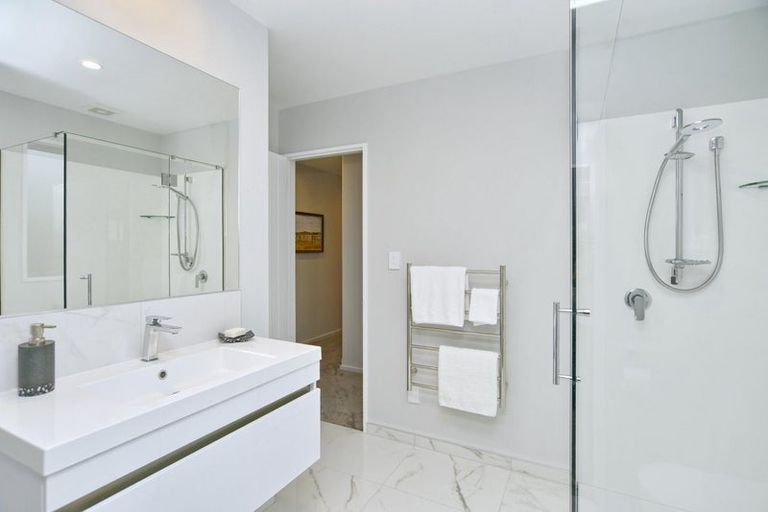 Photo of property in 16 Te Pakiaka Road, Pegasus, 7612