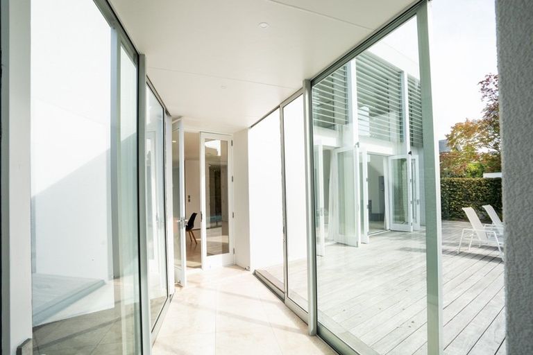 Photo of property in 100a Glandovey Road, Fendalton, Christchurch, 8052