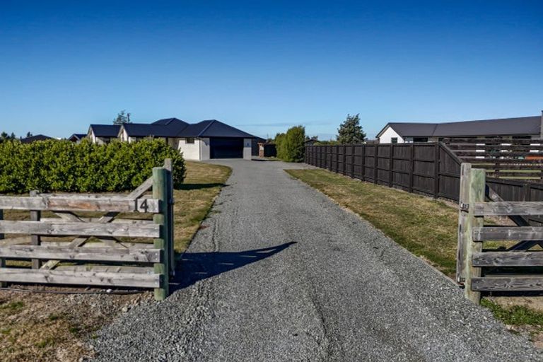 Photo of property in 14 Braeburn Crescent, Swannanoa, Kaiapoi, 7692