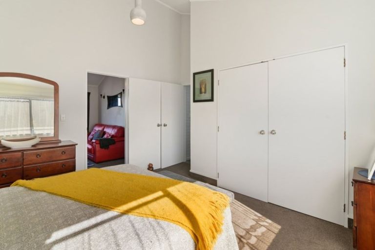 Photo of property in 74a Grand Vue Road, Kawaha Point, Rotorua, 3010