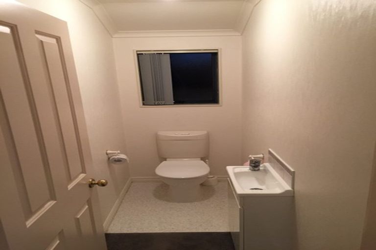 Photo of property in 17 Highcroft Place, Welcome Bay, Tauranga, 3112