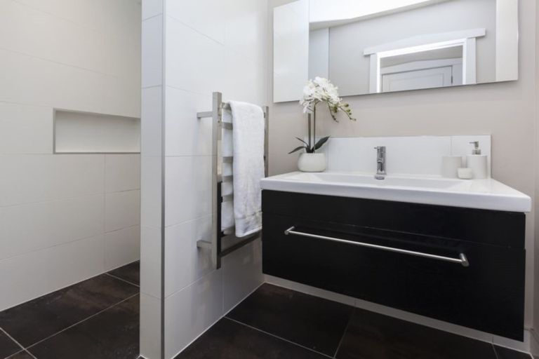 Photo of property in 128 Rutland Street, St Albans, Christchurch, 8052