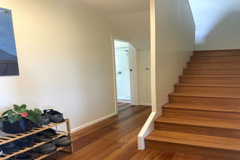 Photo of property in 32 Alexandra Road, Hataitai, Wellington, 6021