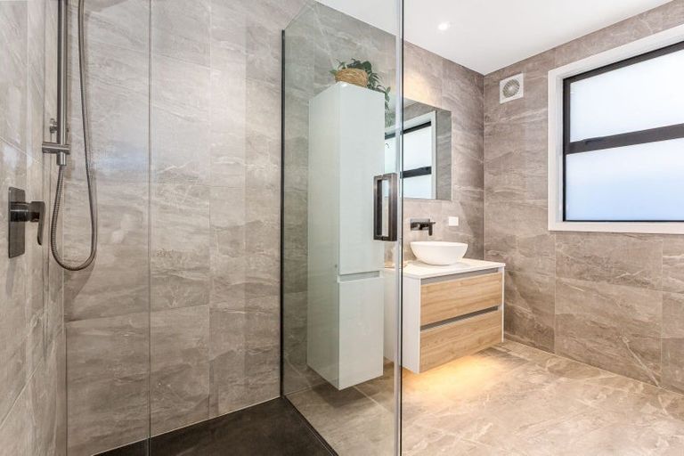 Photo of property in 106 Silverstream Road, Crofton Downs, Wellington, 6035