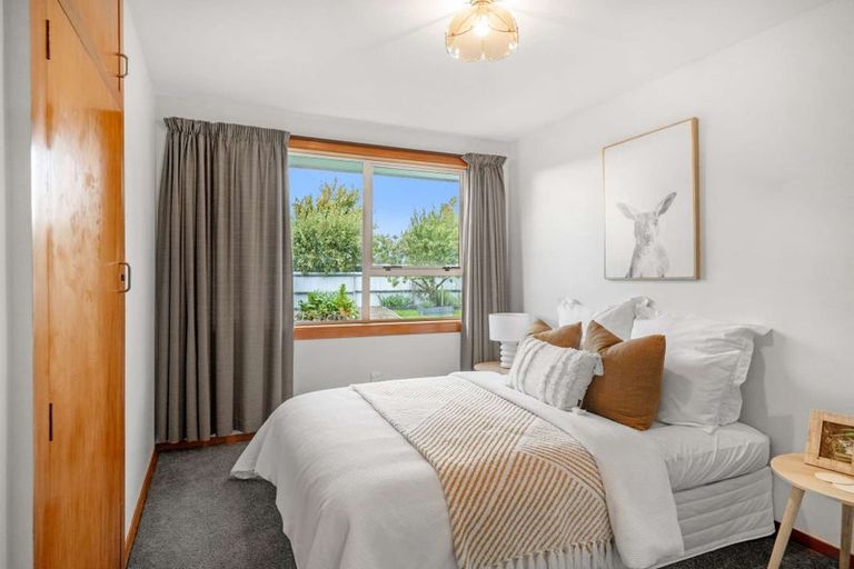 Photo of property in 7 Wolsey Place, Hillmorton, Christchurch, 8025