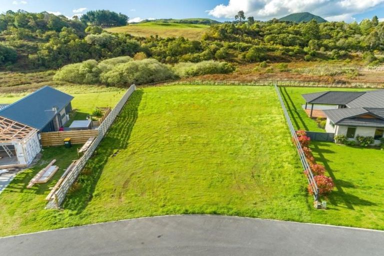Photo of property in 46 Montgomery Crescent, Kinloch, Taupo, 3377