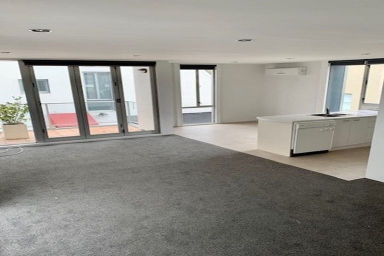 Photo of property in 44d Chester Street West, Christchurch Central, Christchurch, 8013