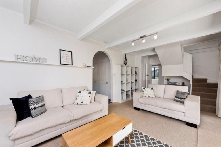 Photo of property in 274 Range Road, Papamoa Beach, Papamoa, 3118