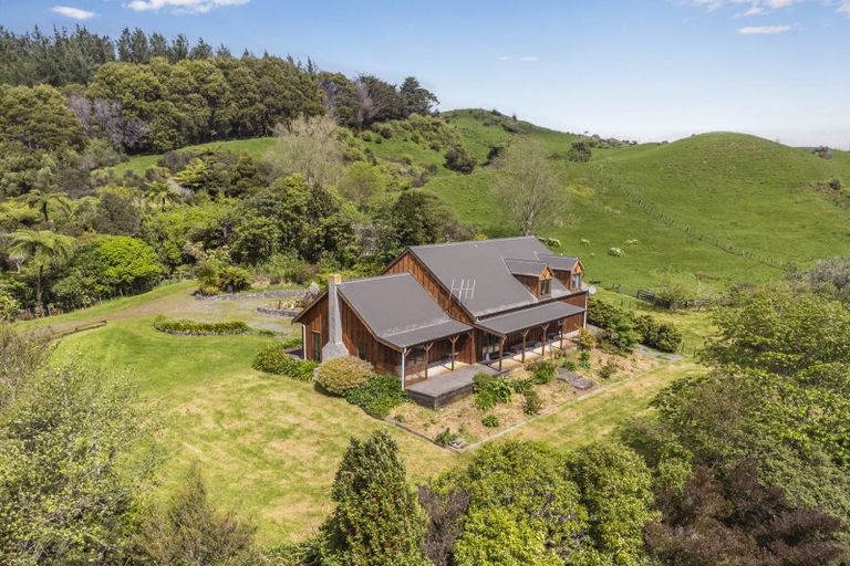 Photo of property in 232 Mangaone Road, Reikorangi, Waikanae, 5391