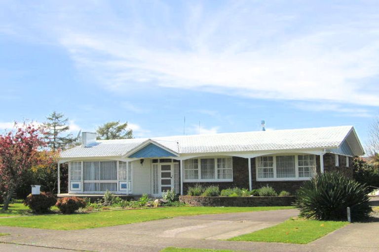 Photo of property in 5 Kamahi Place, Pukehangi, Rotorua, 3015