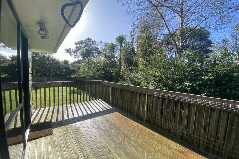 Photo of property in 33 Otanerua Road, Hatfields Beach, Orewa, 0931